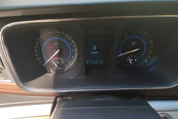Used Buick GL8 2014 3.0L GT Luxury Business Haoya Edition Instrument Cluster
