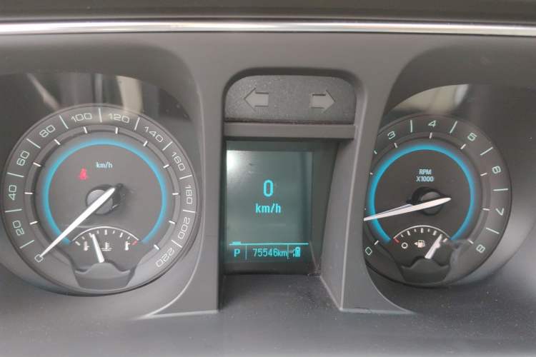 Used Buick GL8 2014 2.4L LT Luxury Business Executive Edition Instrument Cluster