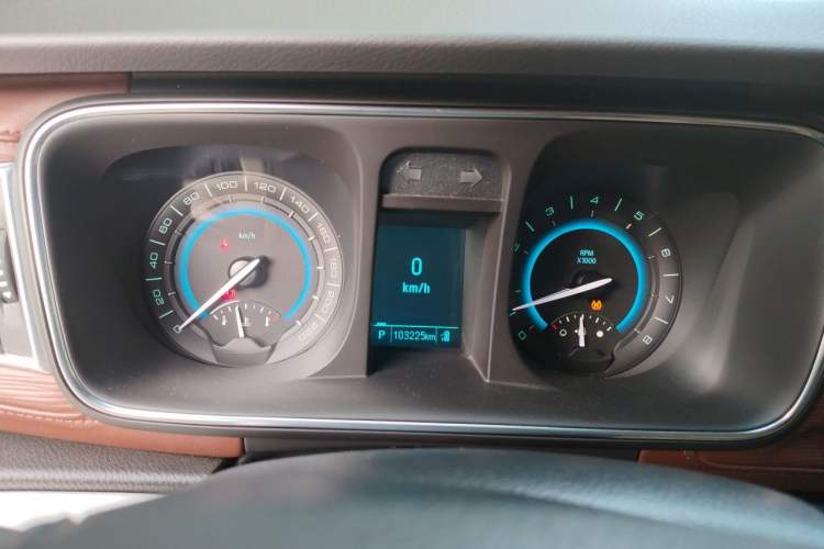 Used Buick GL8 2014 3.0L XT Luxury Business Flagship Edition Instrument Cluster