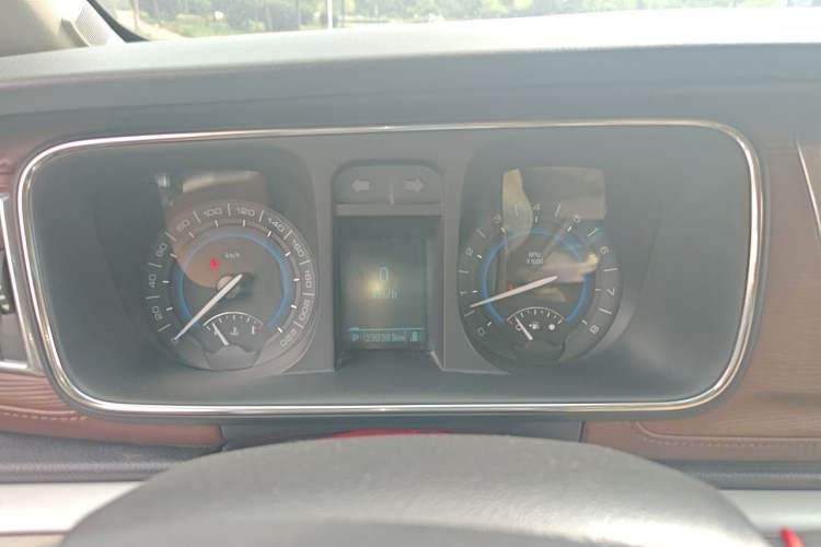 Used Buick GL8 2014 3.0L XT Luxury Business Flagship Edition Instrument Cluster