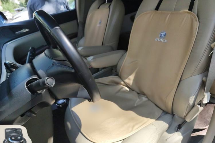 Used Buick GL8 2014 3.0L GT Luxury Business Haoya Edition Left Front Seat