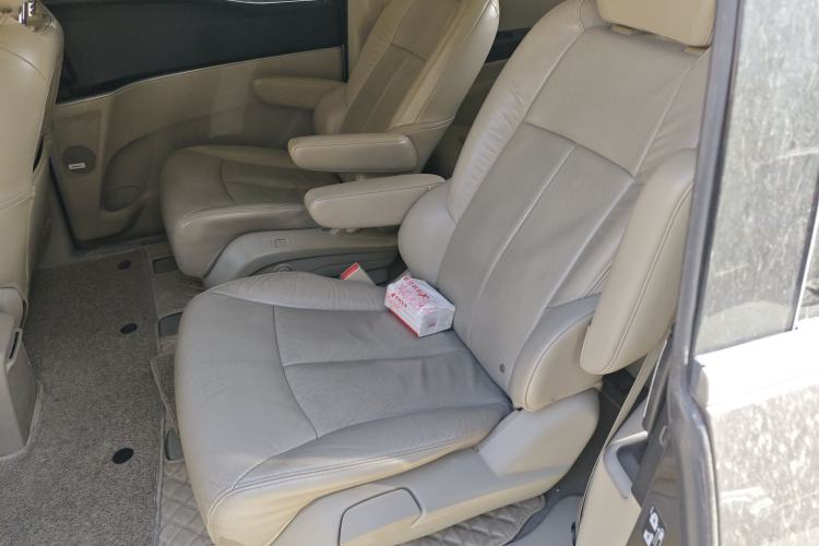 Used Buick GL8 2014 3.0L XT Luxury Business Flagship Edition Left Rear Seat