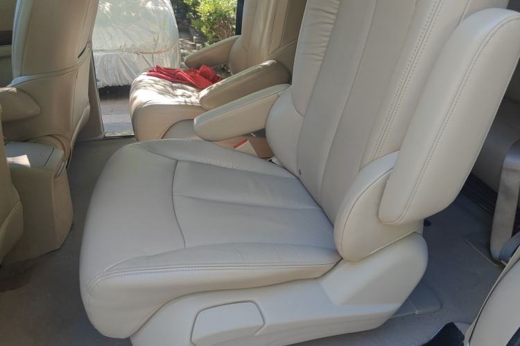 Used Buick GL8 2014 2.4L LT Luxury Business Executive Edition Left Rear Seat