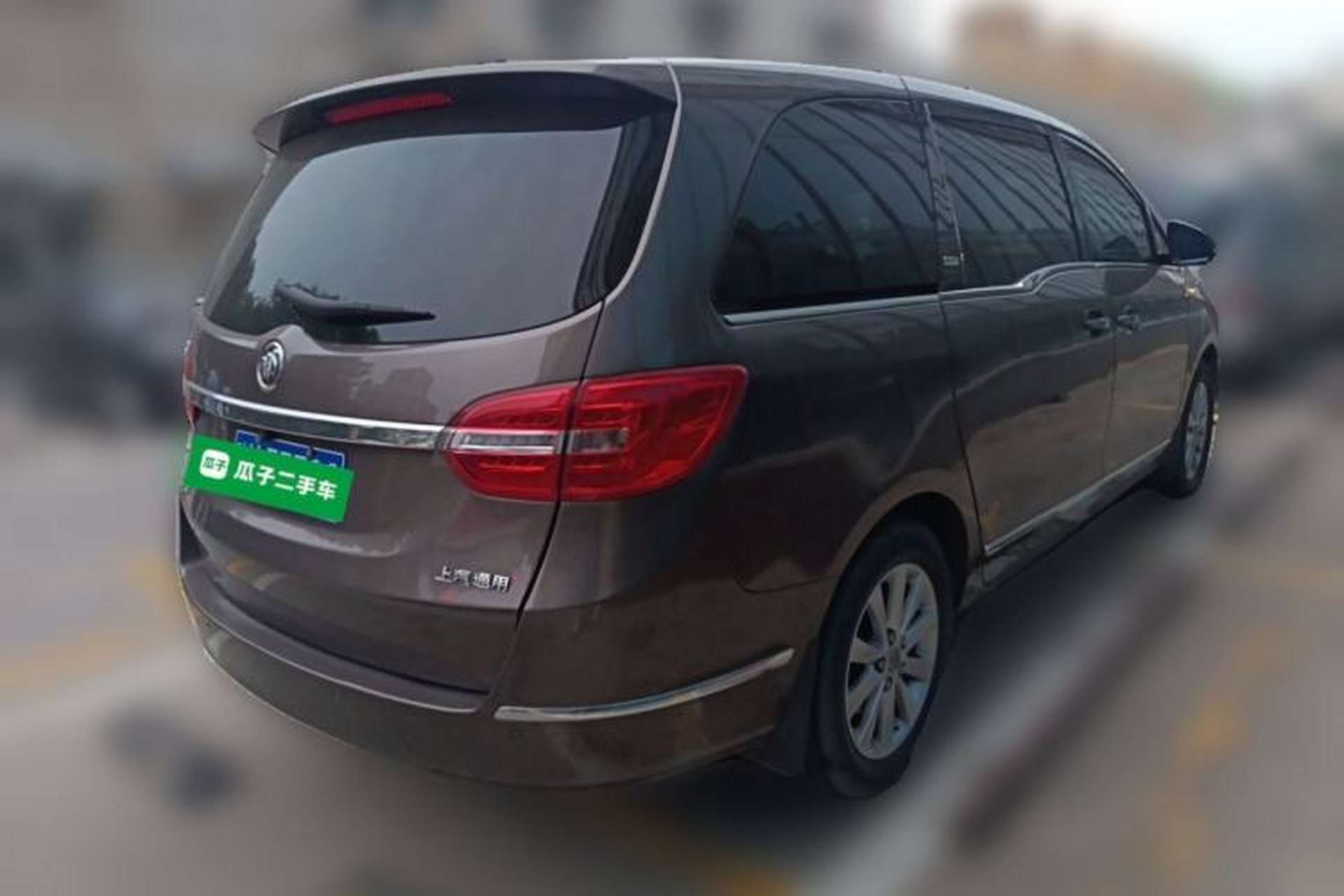 Used Buick GL8 2014 2.4L LT Luxury Business Executive Edition Rear Right 45 Deg