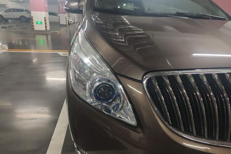Used Buick GL8 2014 3.0L GT Luxury Business Haoya Edition Right Front Headlight