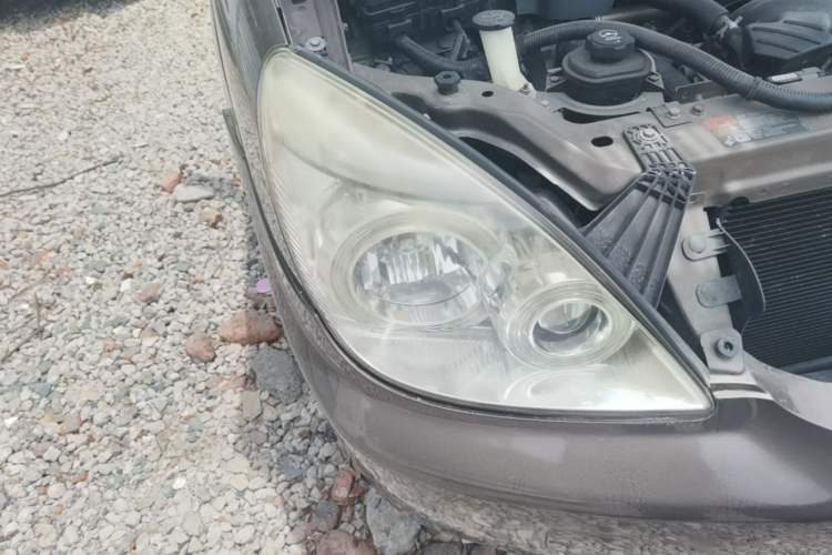 Used Buick GL8 2014 2.4L Classic Edition Right Front Headlight