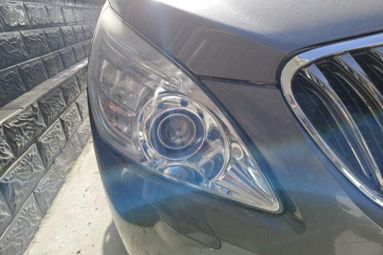 Used Buick GL8 2014 3.0L XT Luxury Business Flagship Edition Right Front Headlight