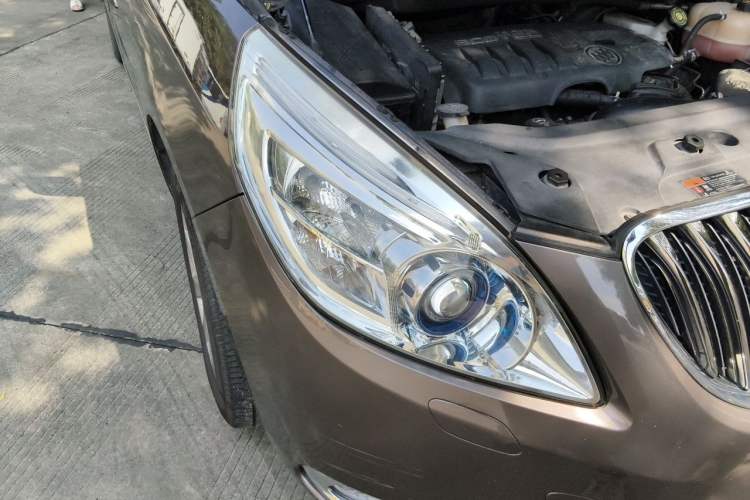 Used Buick GL8 2014 2.4L LT Luxury Business Executive Edition Right Front Headlight