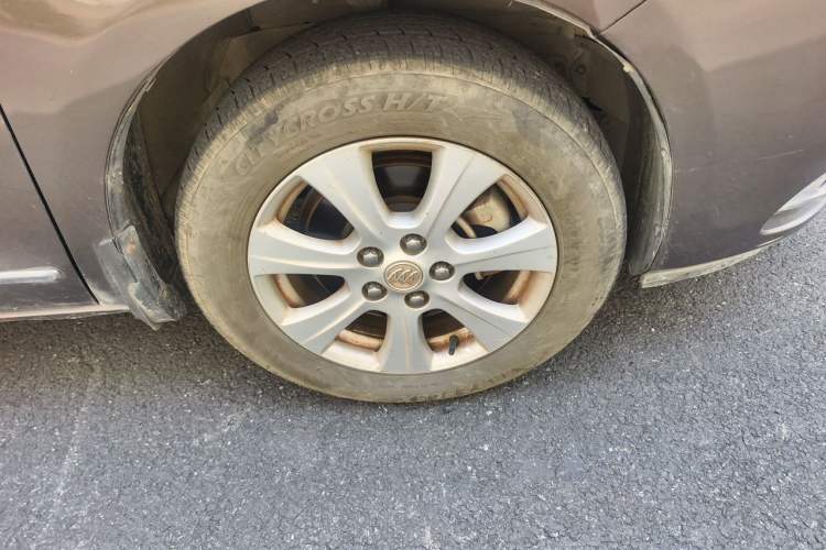 Used Buick GL8 2014 3.0L GT Luxury Business Haoya Edition Right Front Wheel Hub
