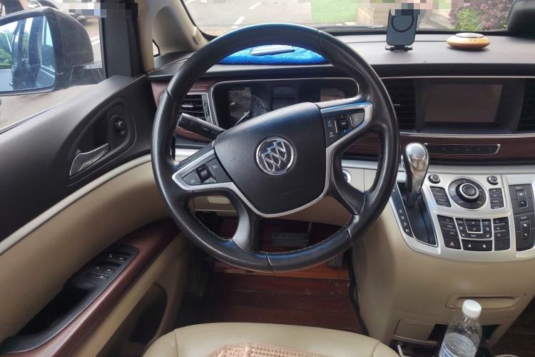 Used Buick GL8 2014 3.0L GT Luxury Business Haoya Edition Steering Wheel