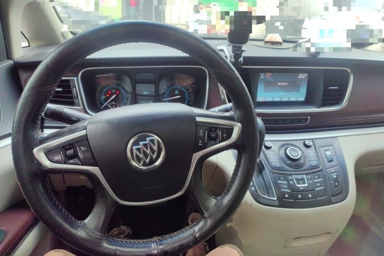 Used Buick GL8 2014 2.4L Executive Edition Steering Wheel