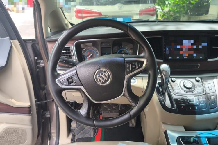 Used Buick GL8 2014 3.0L GT Luxury Business Haoya Edition Steering Wheel