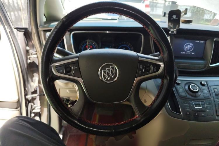 Used Buick GL8 2014 2.4L LT Luxury Business Executive Edition Steering Wheel