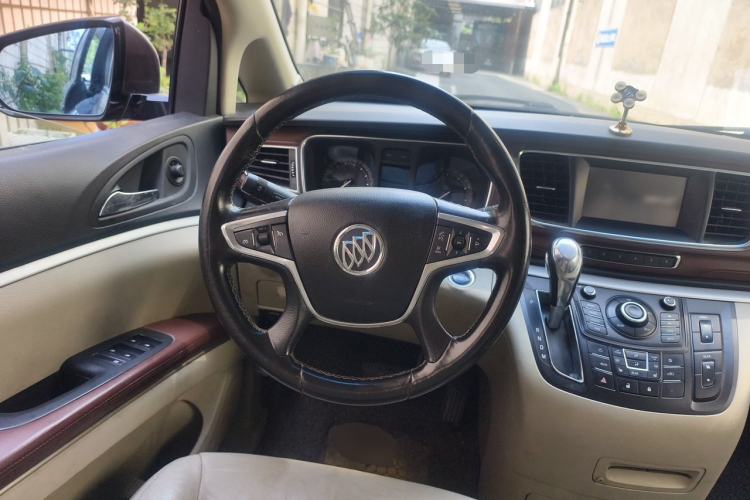 Used Buick GL8 2014 3.0L GT Luxury Business Haoya Edition Steering Wheel