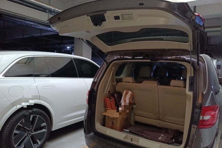 Used Buick GL8 2014 3.0L XT Luxury Business Flagship Edition Trunk