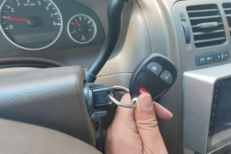 Used Buick GL8 2014 2.4L Classic Edition Vehicle Key