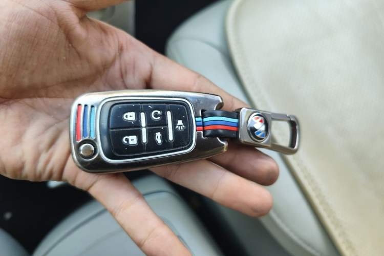 Used Buick GL8 2014 3.0L GT Luxury Business Haoya Edition Vehicle Key