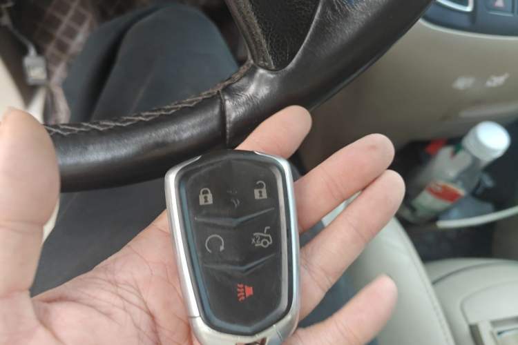 Used Buick GL8 2014 2.4L LT Luxury Business Executive Edition Vehicle Key