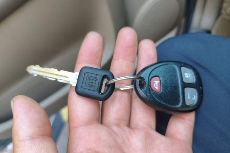 Used Buick GL8 2014 2.4L Comfort Edition Vehicle Key