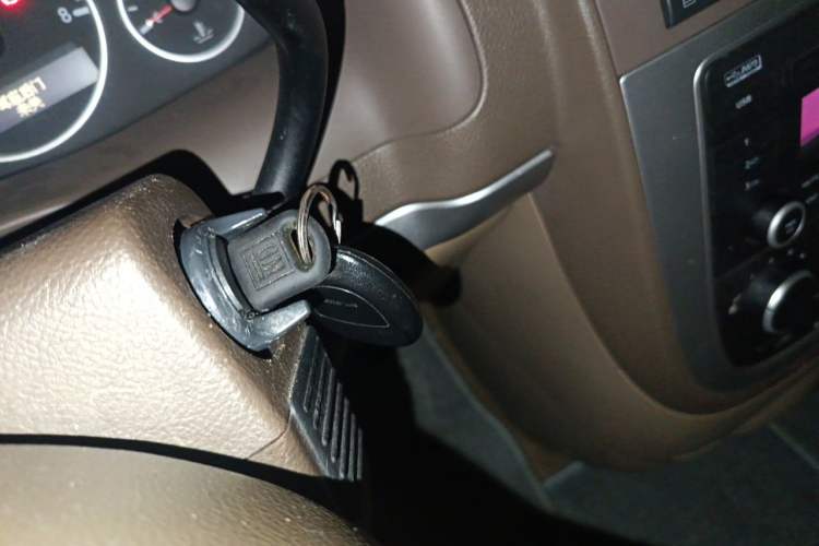 Used Buick GL8 2014 2.4L Comfort Edition Vehicle Key