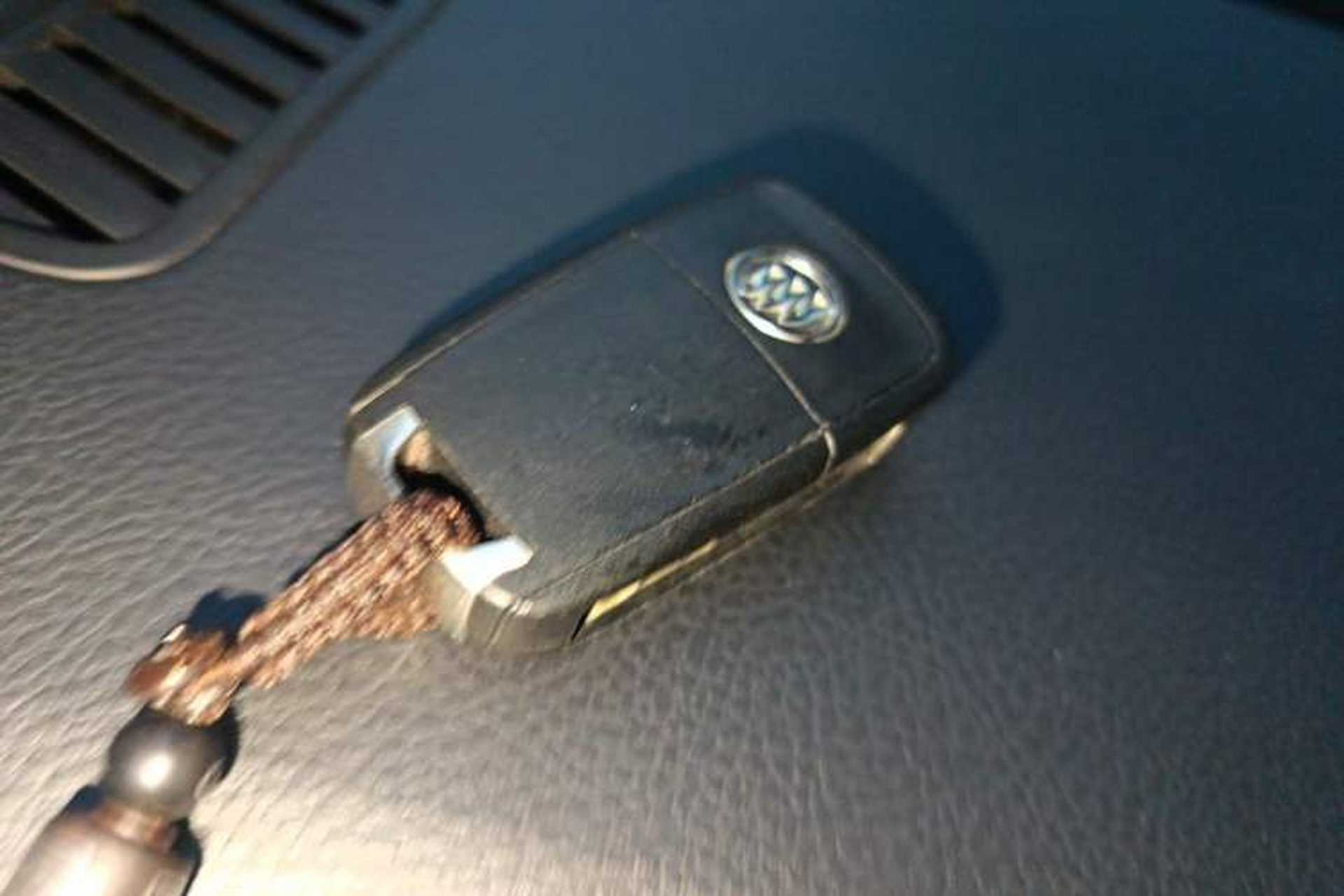 Used Buick GL8 2014 2.4L LT Luxury Business Executive Edition Vehicle Key