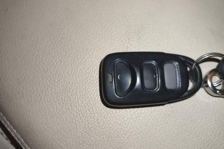 Used Buick GL8 2014 2.4L Classic Edition Vehicle Key