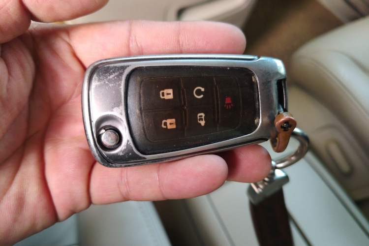 Used Buick GL8 2014 3.0L XT Luxury Business Flagship Edition Vehicle Key