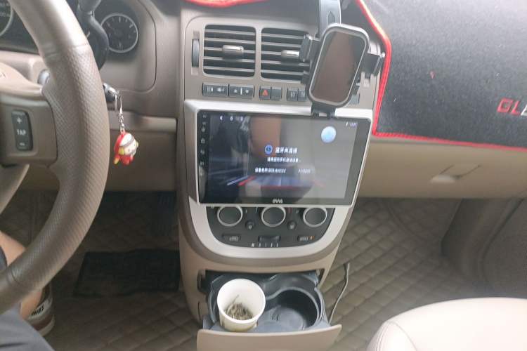 Used Buick GL8 2014 2.4L Classic Edition Audio And AC Panel