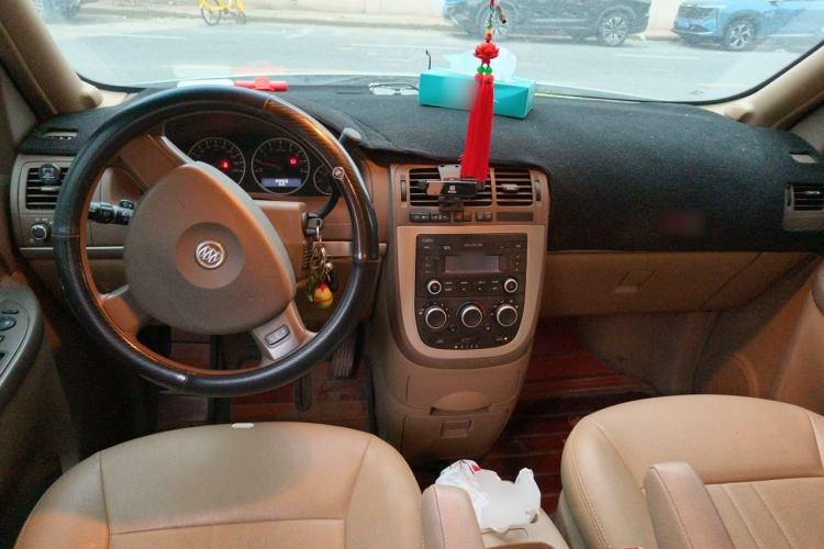 Used Buick GL8 2014 2.4L Classic Edition Center Console