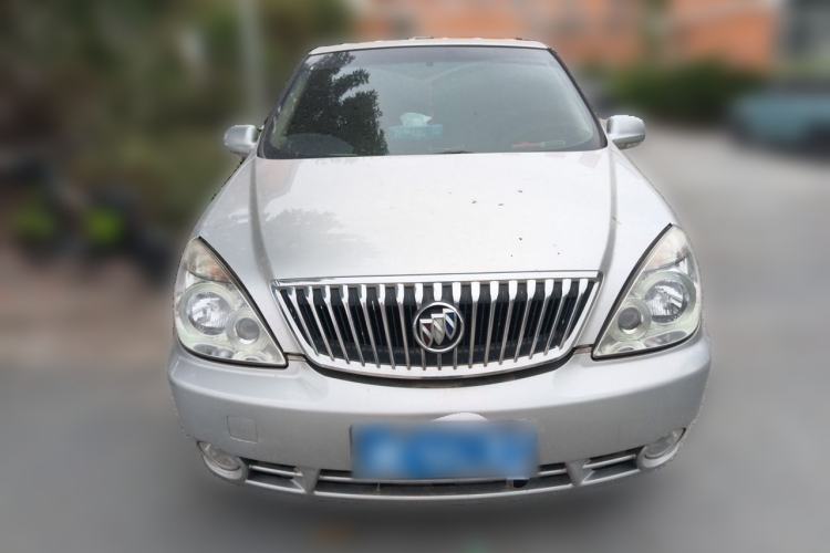Used Buick GL8 2014 2.4L Classic Edition Front