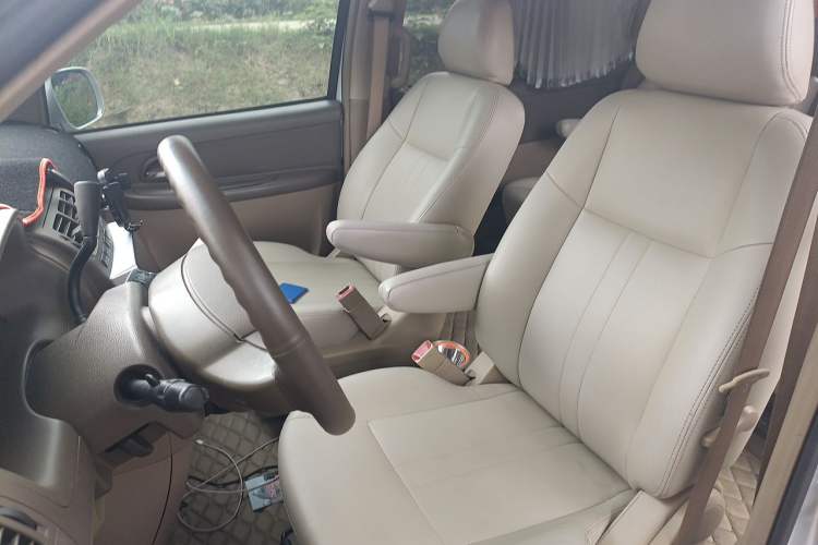 Used Buick GL8 2014 2.4L Classic Edition Left Front Seat