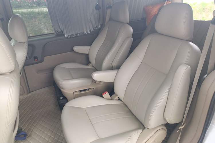 Used Buick GL8 2014 2.4L Classic Edition Left Rear Seat