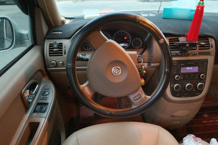 Used Buick GL8 2014 2.4L Classic Edition Steering Wheel