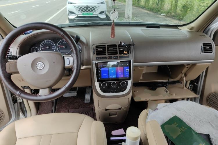 Used Buick GL8 2014 2.4L Classic Edition Center Console