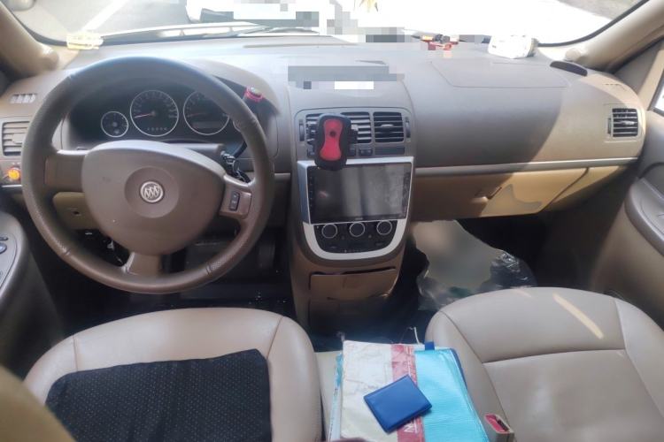 Used Buick GL8 2014 2.4L Classic Edition Center Console