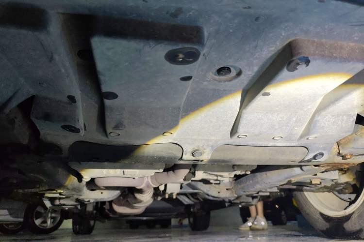 Used Buick GL8 2014 3.0L XT Luxury Business Flagship Edition Chassis Front