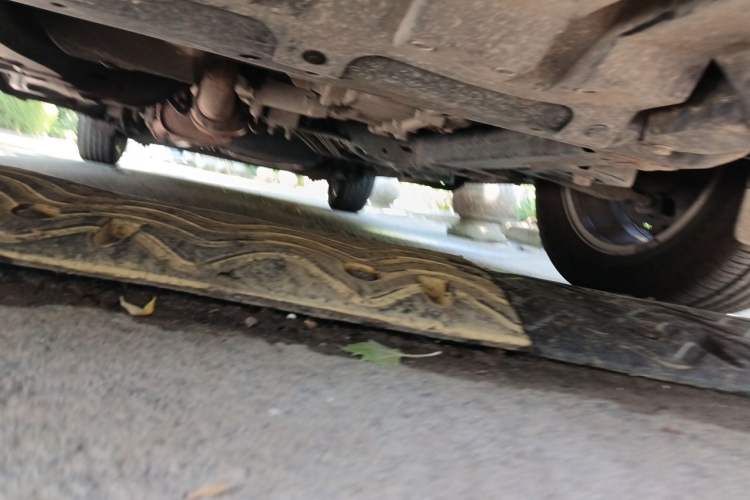 Used Buick GL8 2014 2.4L Executive Edition Chassis Front