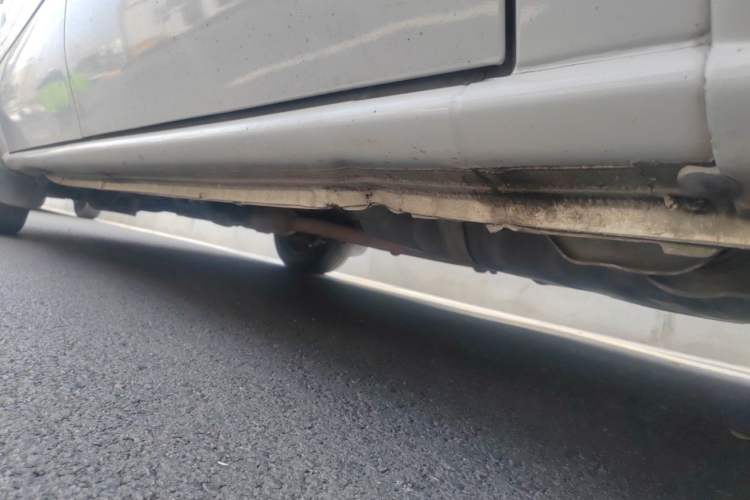 Used Buick GL8 2014 2.4L Classic Edition Chassis Rear Left