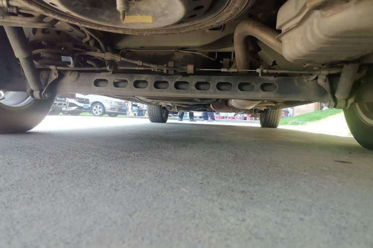 Used Buick GL8 2014 3.0L XT Luxury Business Flagship Edition Chassis Rear