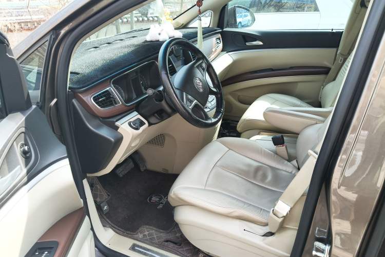 Used Buick GL8 2014 3.0L XT Luxury Business Flagship Edition Driver Seat