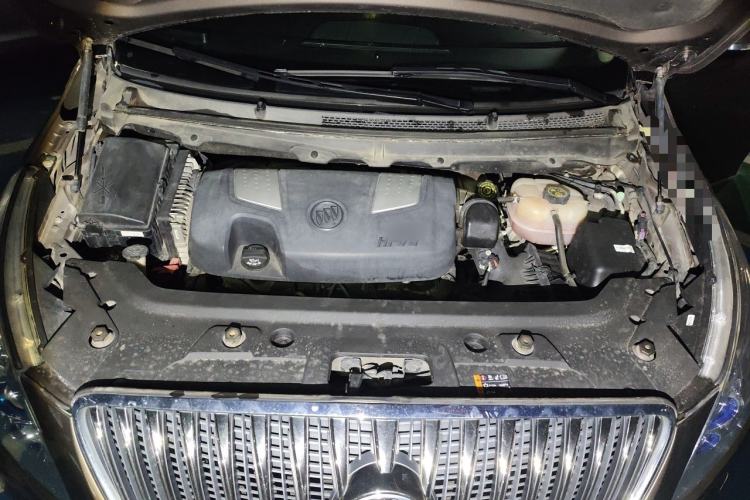 Used Buick GL8 2014 3.0L XT Luxury Business Flagship Edition Engine Bay