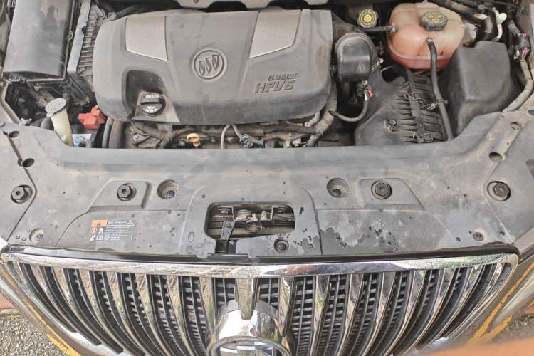Used Buick GL8 2014 3.0L GT Luxury Business Haoya Edition Engine Bay