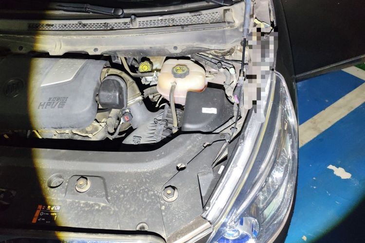 Used Buick GL8 2014 3.0L XT Luxury Business Flagship Edition Engine Bay Left