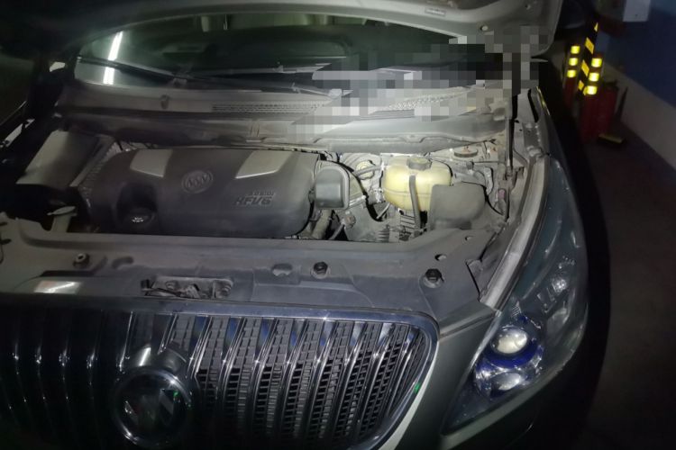Used Buick GL8 2014 3.0L XT Luxury Business Flagship Edition Engine Bay Left