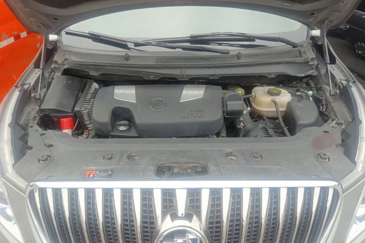 Used Buick GL8 2014 3.0L XT Luxury Business Flagship Edition Engine Bay