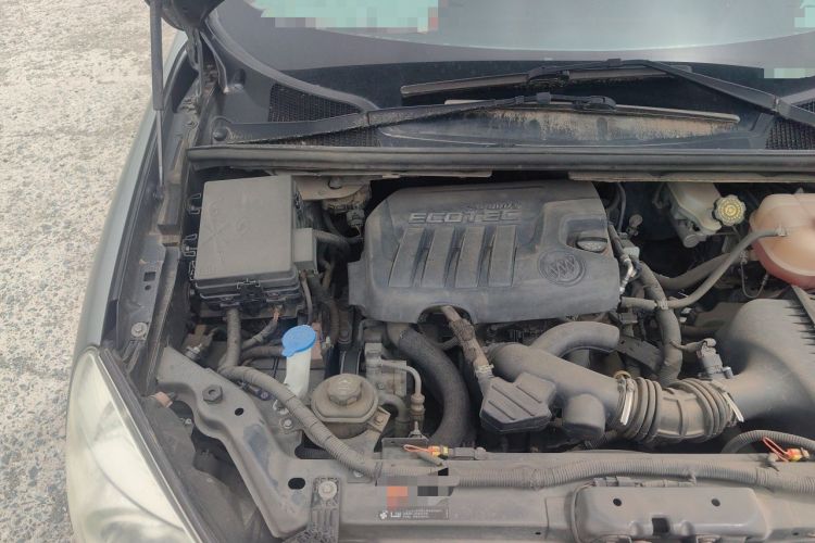 Used Buick GL8 2014 2.4L Classic Edition Engine Bay Right