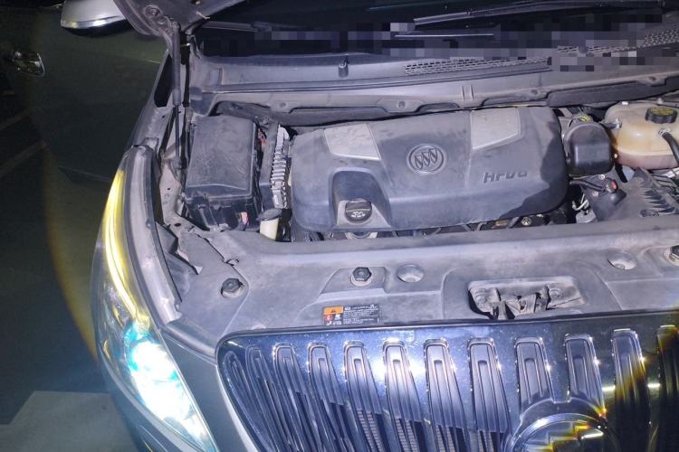 Used Buick GL8 2014 3.0L XT Luxury Business Flagship Edition Engine Bay Right