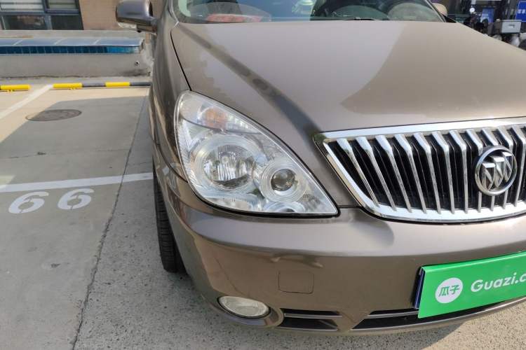 Used Buick GL8 2014 2.4L Classic Edition Exterior 6
