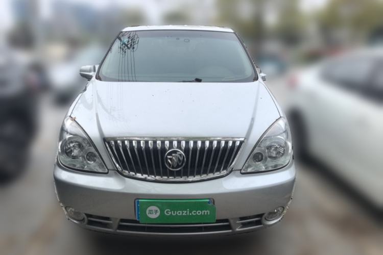 Used Buick GL8 2014 2.4L Classic Edition Front