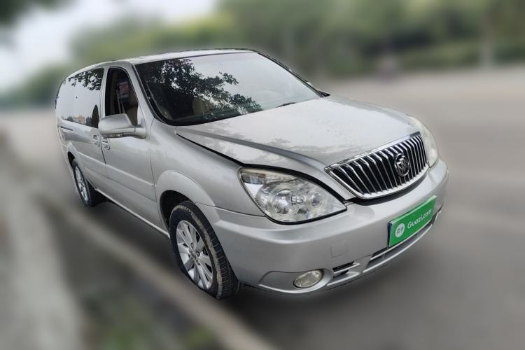 Used Buick GL8 2014 2.4L Classic Edition Front Right 45 Deg